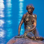 La trs clbre statue de bronze de la Petite Sirne, inspire par le conte de fes de Hans Christian Andersen. Source de la photo :  Erling Eriksen/Wonderful Copenhagen