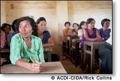Vietnamese women at their school desks
 ACDI-CIDA/Rick Collins