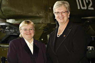 The Honourable Albina Guarnieri, Minister of Veterans Affairs and Louise Montague, Acting President and CEO of Canada Investment and Savings at the Canada Investment and Savings launch of the 2005 Canada Savings Bonds campaign held at the Canadian War Museum in Ottawa. 