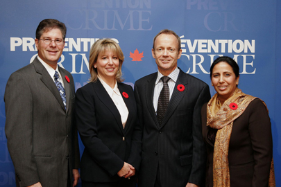 Le gouvernement du Canada annonce l'octroi de fonds visant  appuyer des programmes de prvention de la criminalit chez les jeunes en Colombie-Britannique