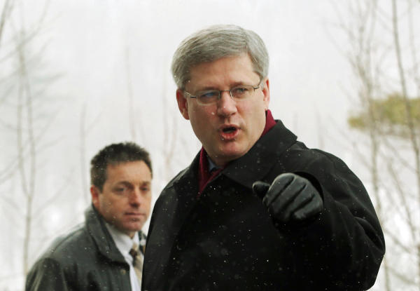 Prime Minister Stephen Harper arrives at Meech Lake for a cabinet meeting on Wednesday, February 3, 2010.