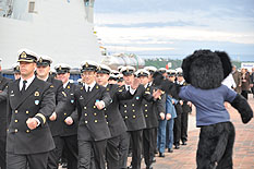 Unveiling of the new Navy Mascot at the Rendez-vous naval de Québec opening ceremony  Photo: Lt(N) Vance Gough 