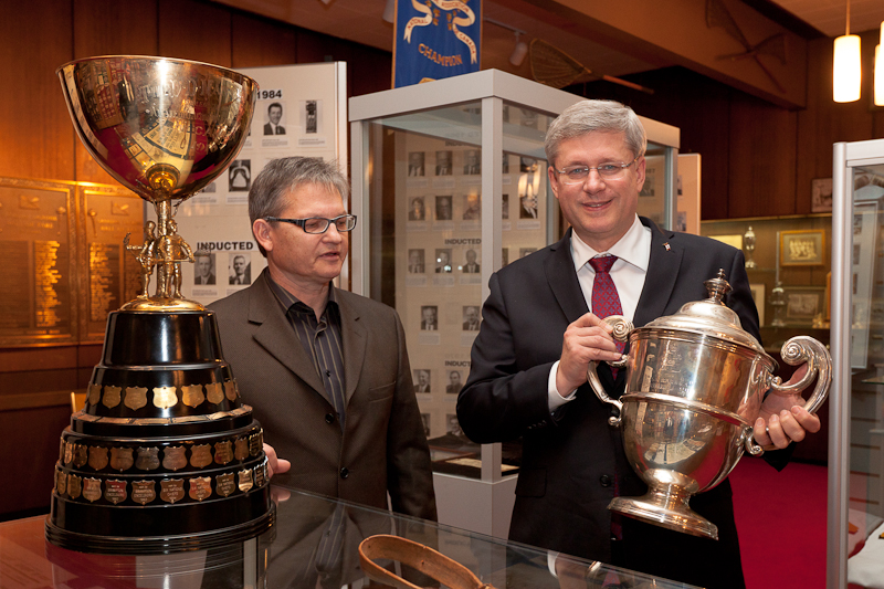 Prime Minister Stephen Harper visits the Canadian Lacrosse Hall of Fame and Museum. November 25, 2011. (Photo by Herman Cheung)