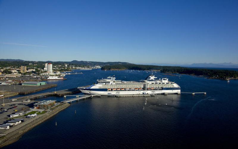 Photo - Cruise ship docks at Nanaimo Port Authority